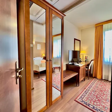 فندق Sloneczny Mlyn 4*